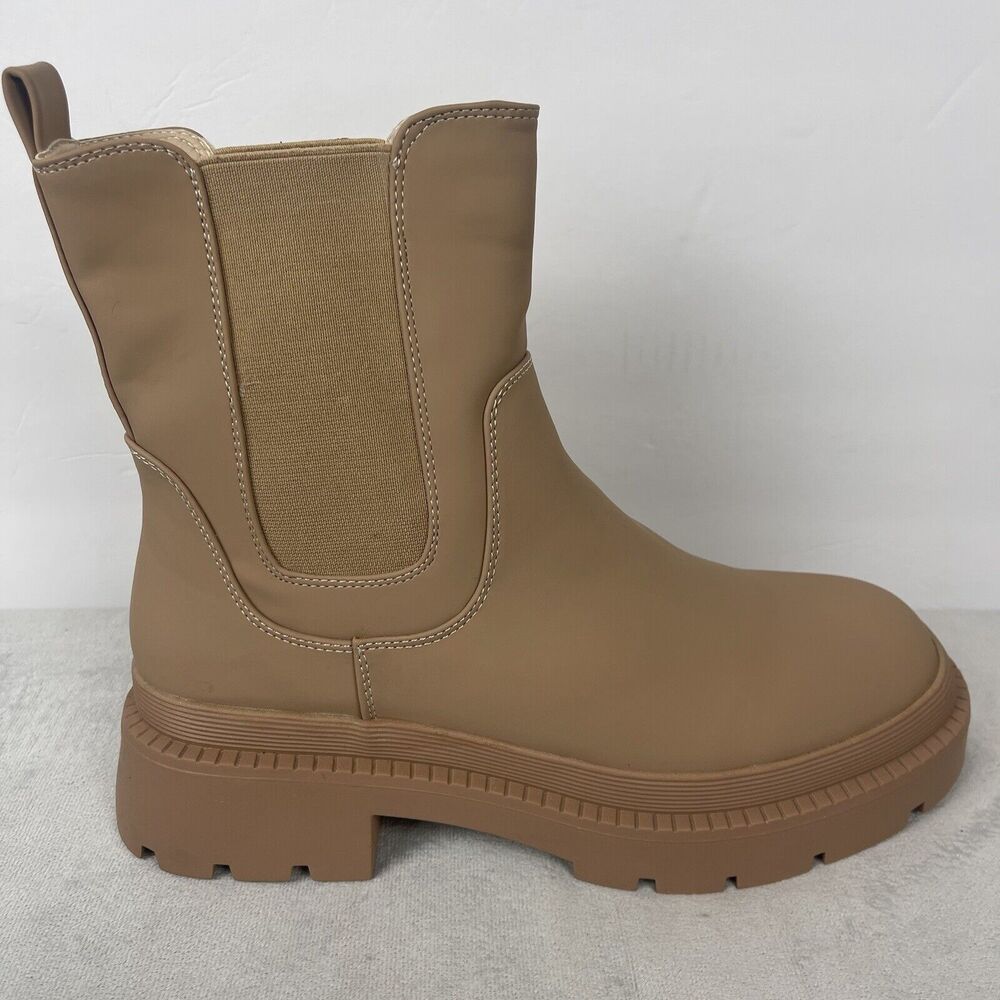 DREAM PAIRS Platform Chelsea Ankle‎ Boots Chunky Lug Sole Size 9 Beige Sdab2210w
